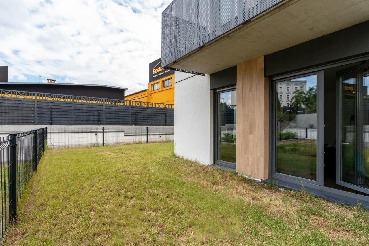 Apartments With Garden Dmowskiego 81 By Noclegi Renters Poznań Zewnętrze zdjęcie